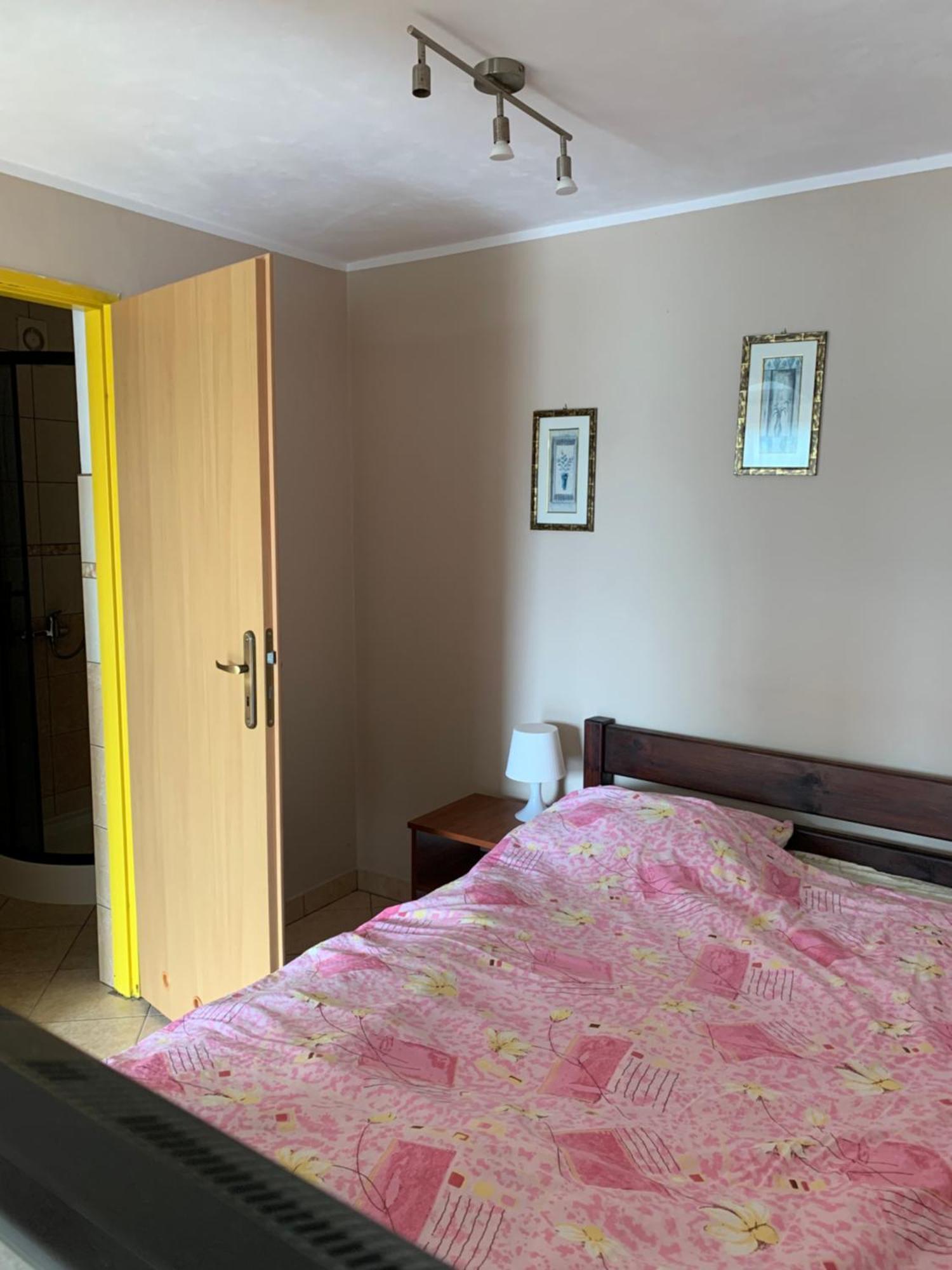 Apartamenty I Pokoje Z Widokiem Na Jezioro Wielewskie Exterior foto